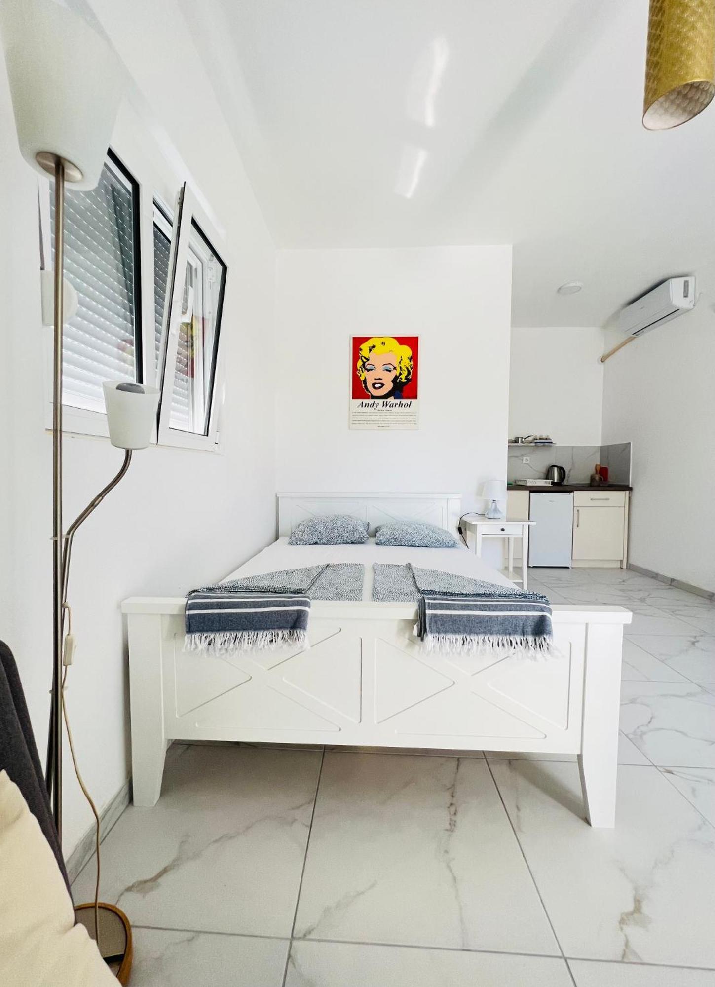 Apartments Mia Patria Улцинь Экстерьер фото